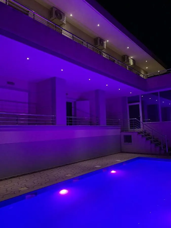 Vitamin Sea Sarandë アルバニア