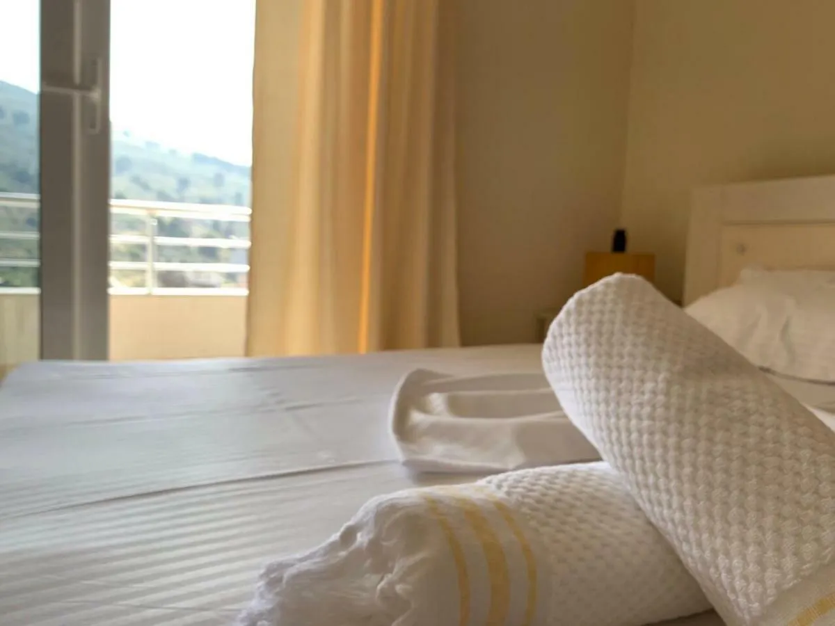 Vitamin Sea Sarandë